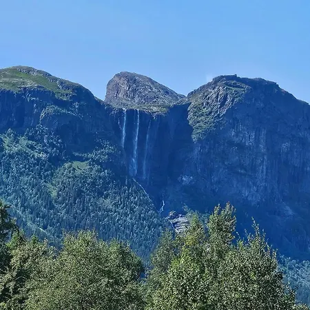 Lovely In With Sauna Apartmán *